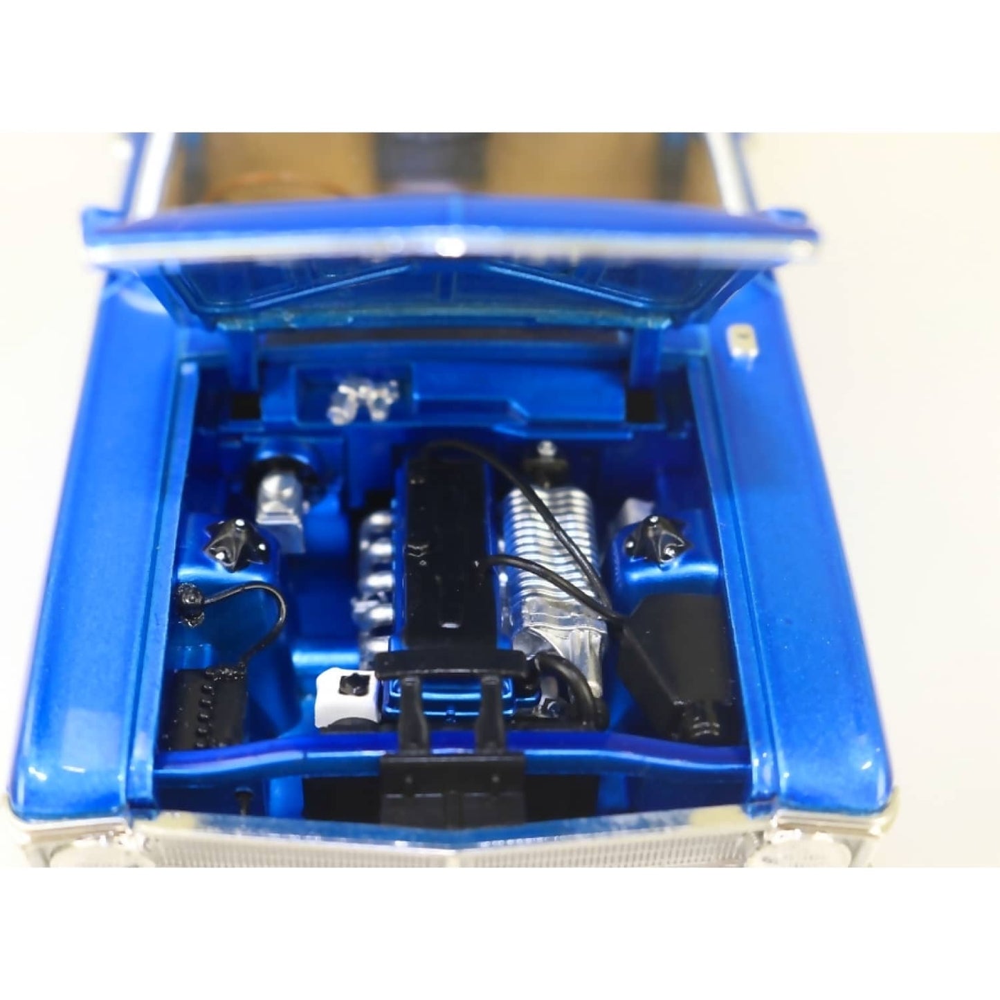 DDA Collectibles 1:24 Scale - Blue Custom XY Ford Falcon Ute - Diecast Model