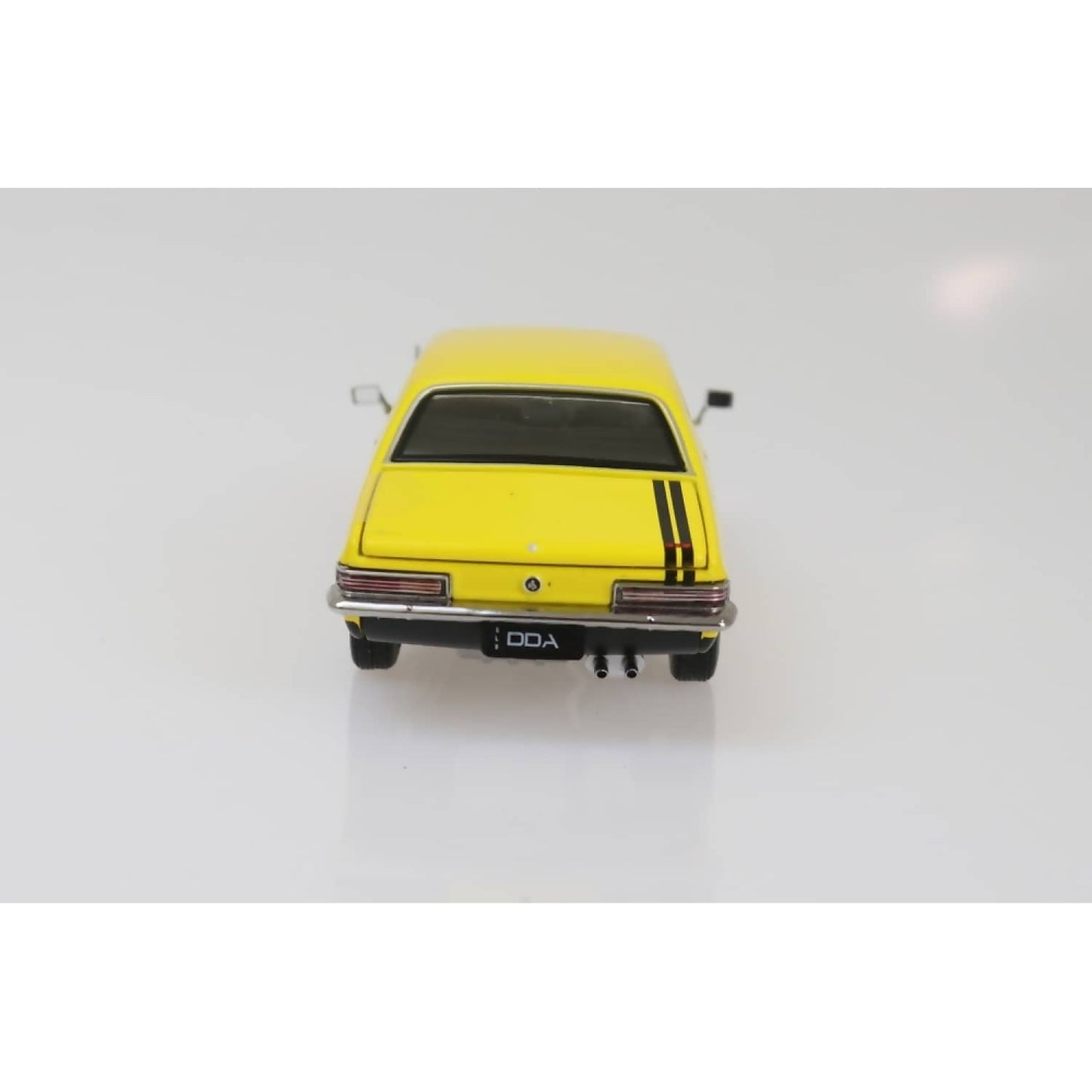 DDA Collectibles 1:32 Scale - Yellow LC GTR Holden Torana - Diecast Model