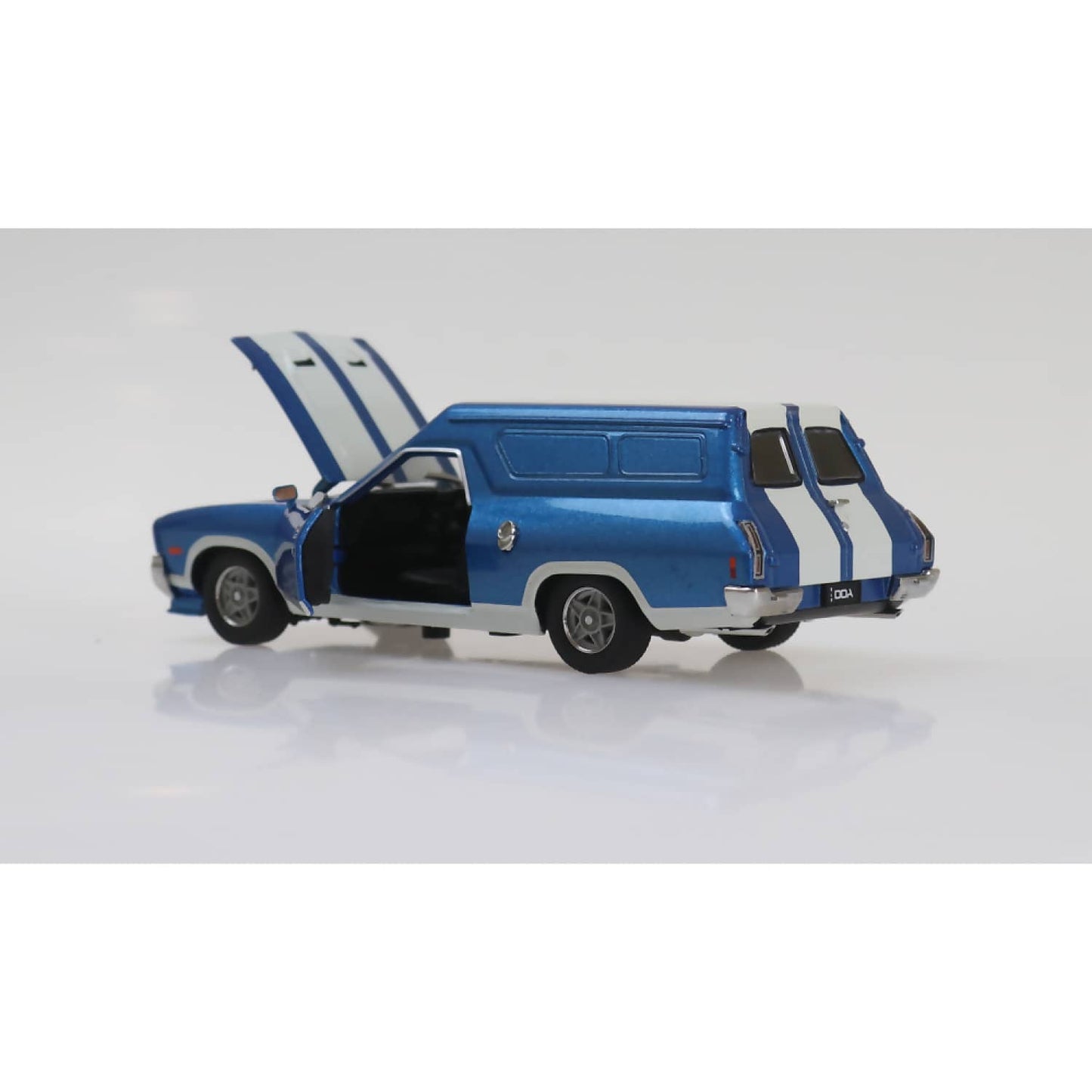 DDA Collectibles 1:32 Scale - Dark Blue White Stripes XC Panel Van - Diecast Model