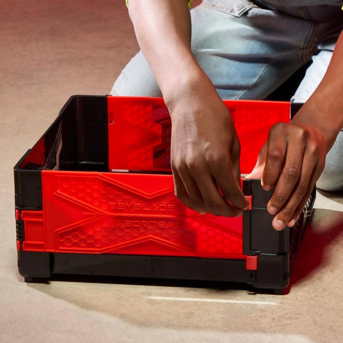 Beyblade X - Clash And Carry Beystadium Battle Arena - Hasbro