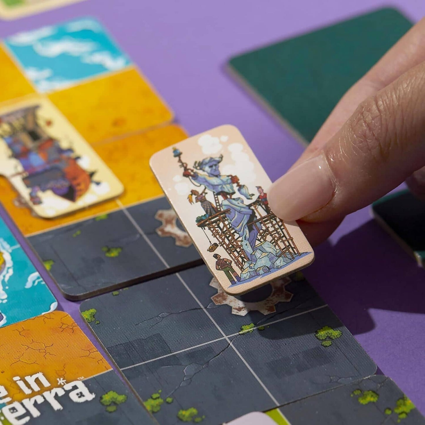 Avalon Hill - Life In Reterra Moonrise Game Expansion - Hasbro Games