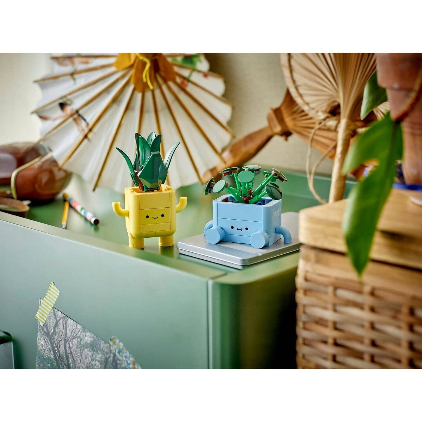 LEGO 10349 Happy Plants - Botanicals