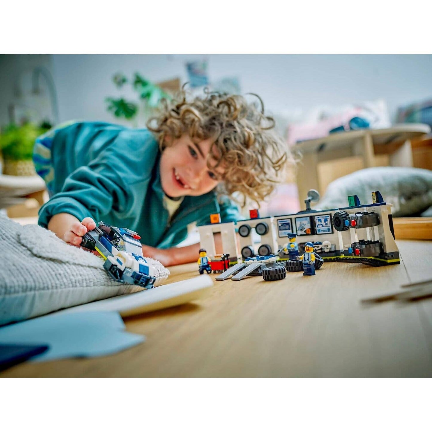 LEGO 60457 Custom Police Car Garage - City