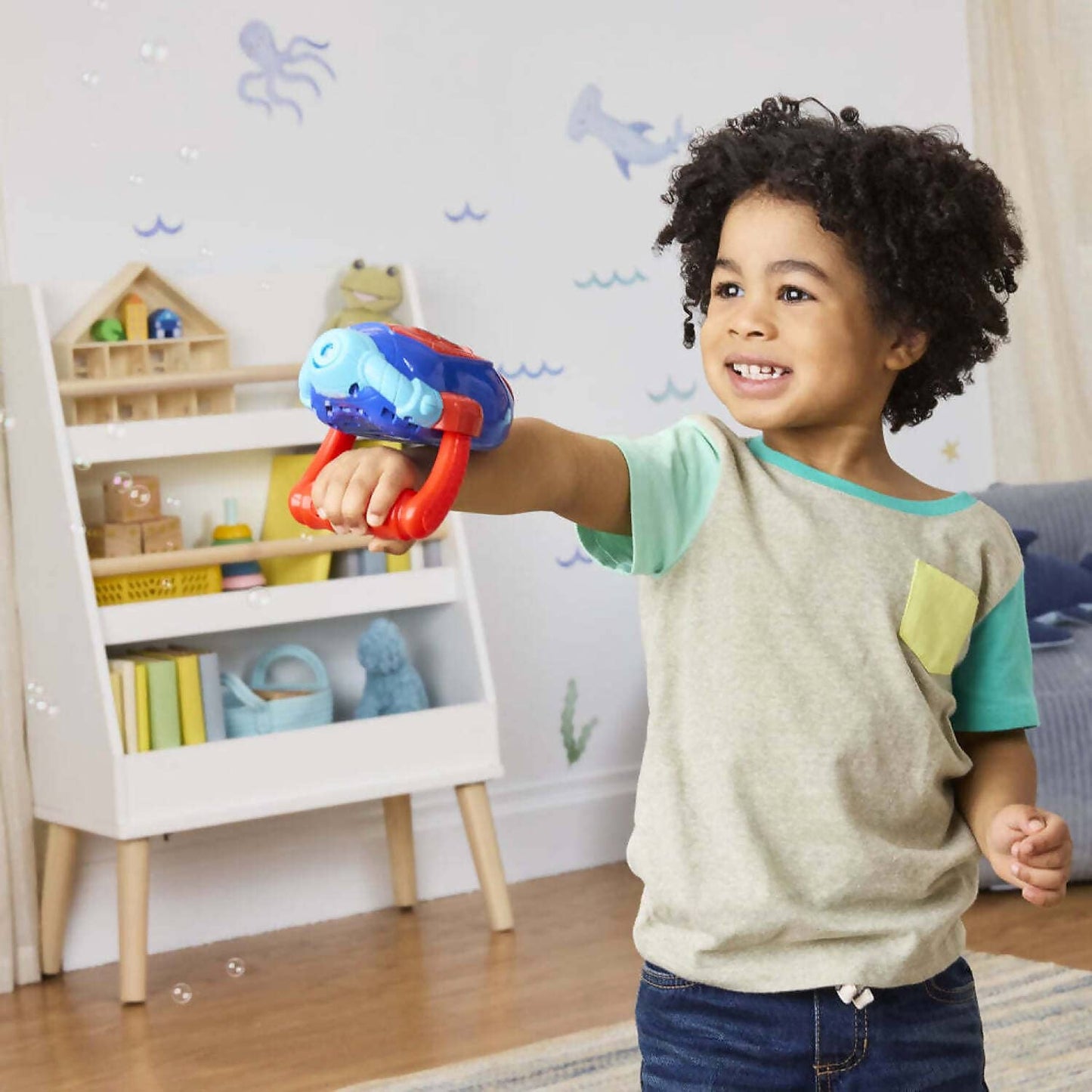 Marvel - Spidey and His Amazing Water Webs Bubble Slinger - Hasbro