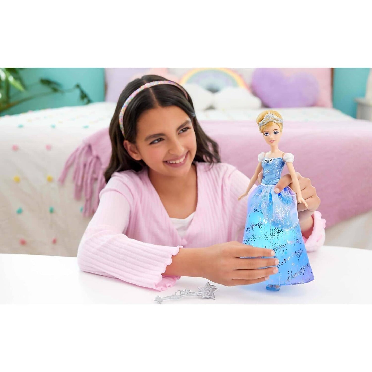Disney Princess - Enchanted Ballgown Cinderella Sounds & Magic Wand Activation - Mattel