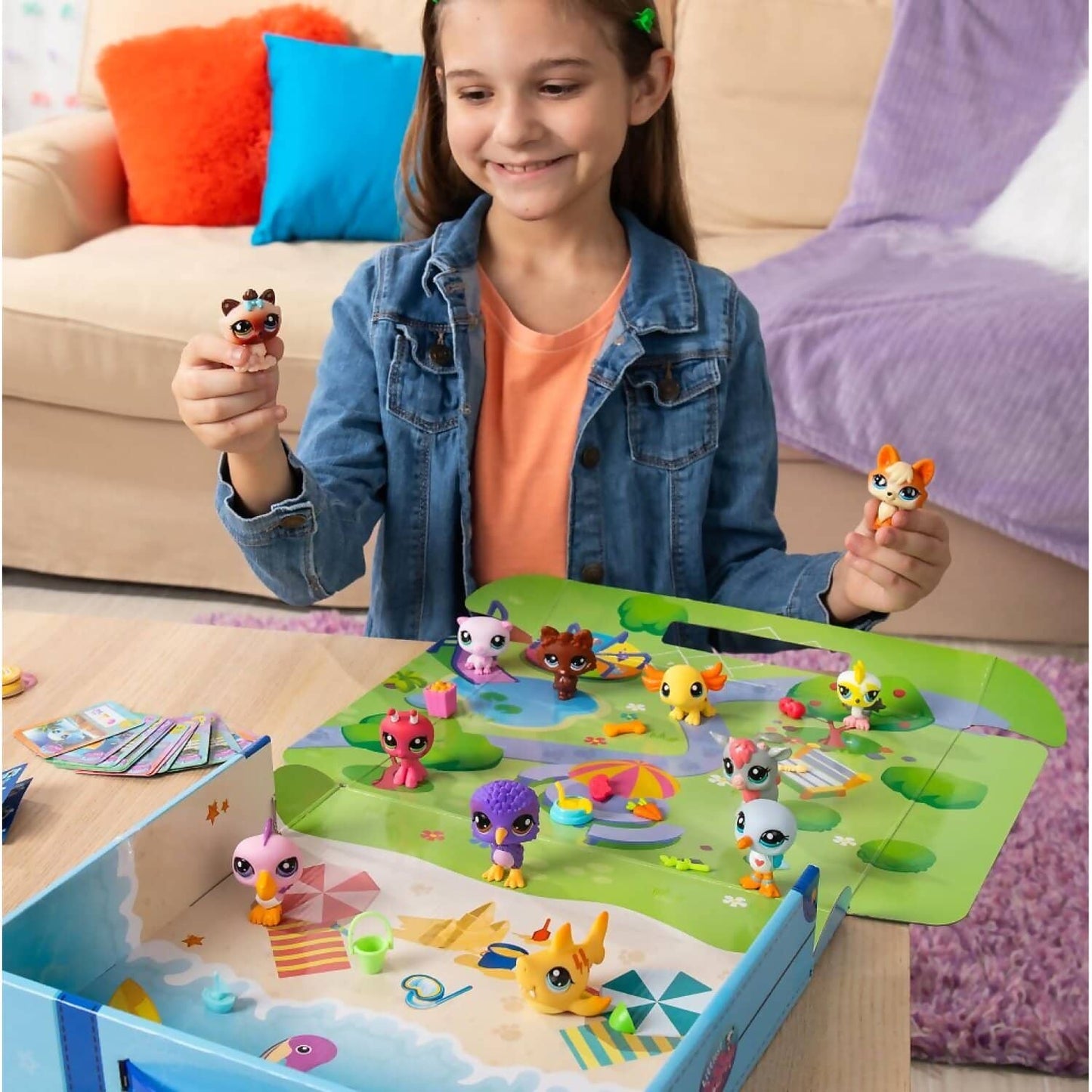 Littlest Pet Shop - Traveling Adventure Playset