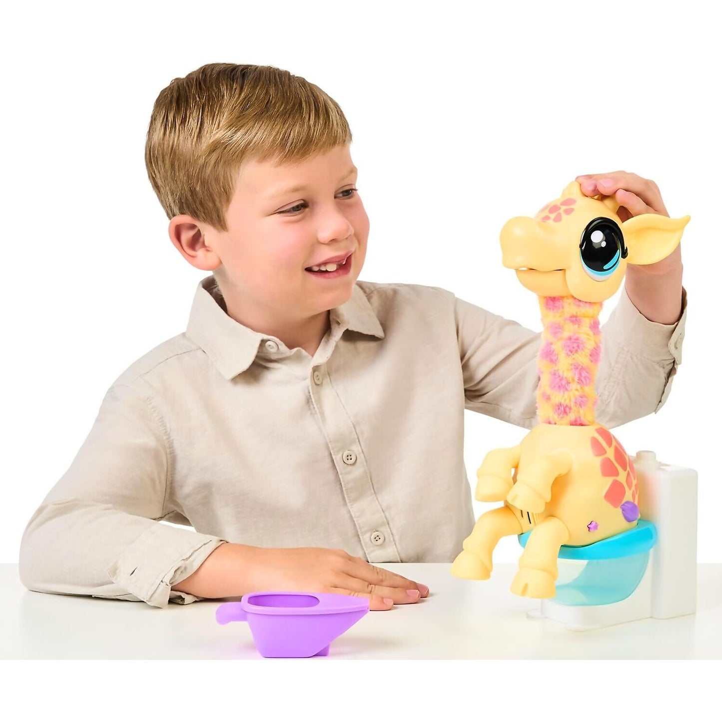 Little Live Pets - Gotta Go Giraffe Gigi Jungle Series Interactive Pet