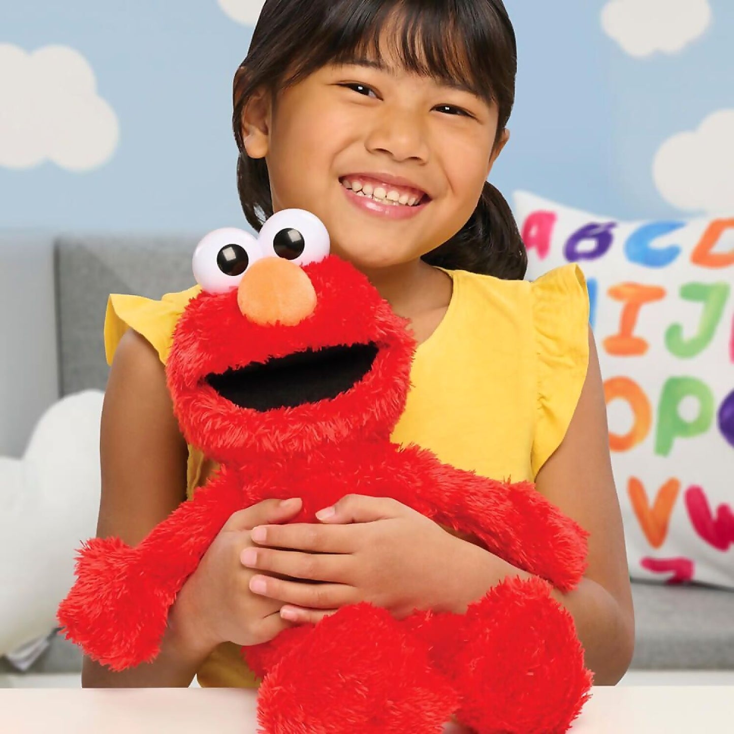 Sesame Street - Animated Tickle Me Elmo Plush - Jasnor