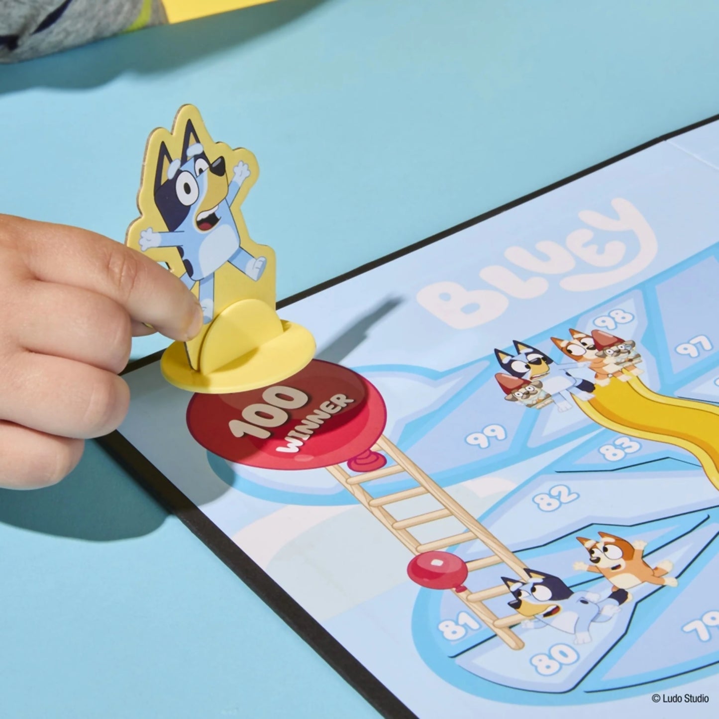 Bluey - Bluey Chutes & Ladders Classic Board Game - Hasbro Games