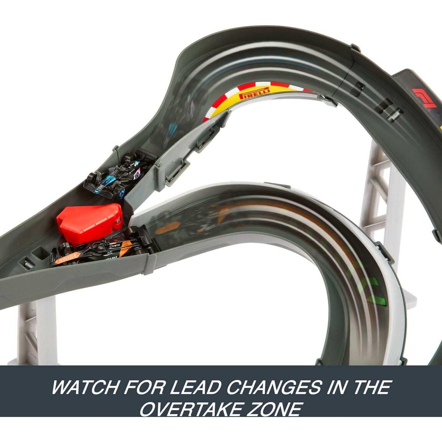 Hot Wheels - Racing Formula 1 Sprint Race Circuit Track Set with 3 Die-Cast Toy Cars in 1:64 Scale - Mattel