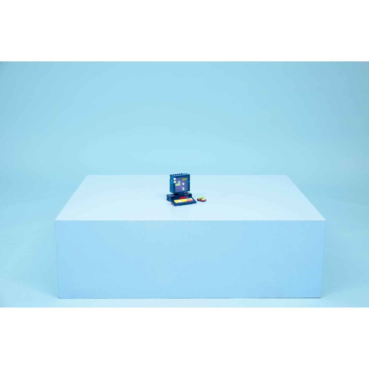 LEGO 31380 Retro Gaming Console - Creator 3-in-1