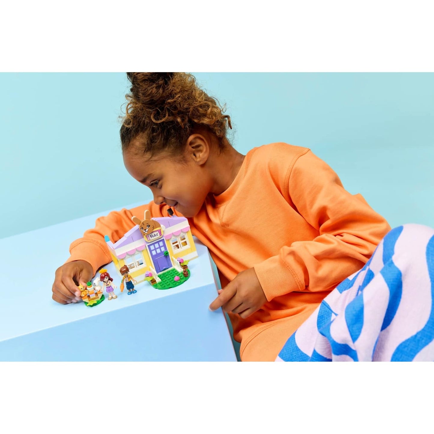 LEGO 42679 Heartlake City Bunny Hotel - Friends