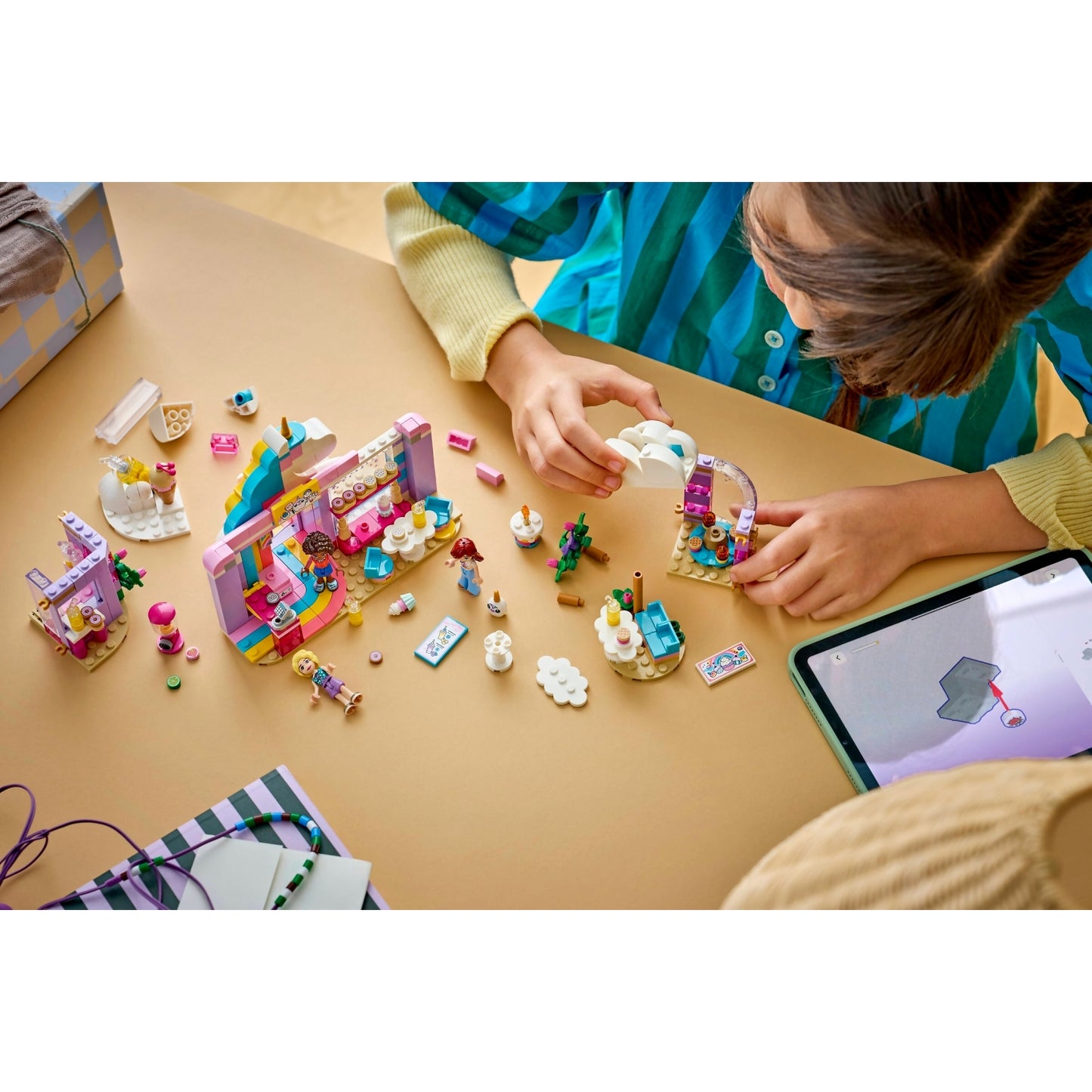 LEGO 42684 Unicorn Dream Cafe - Friends