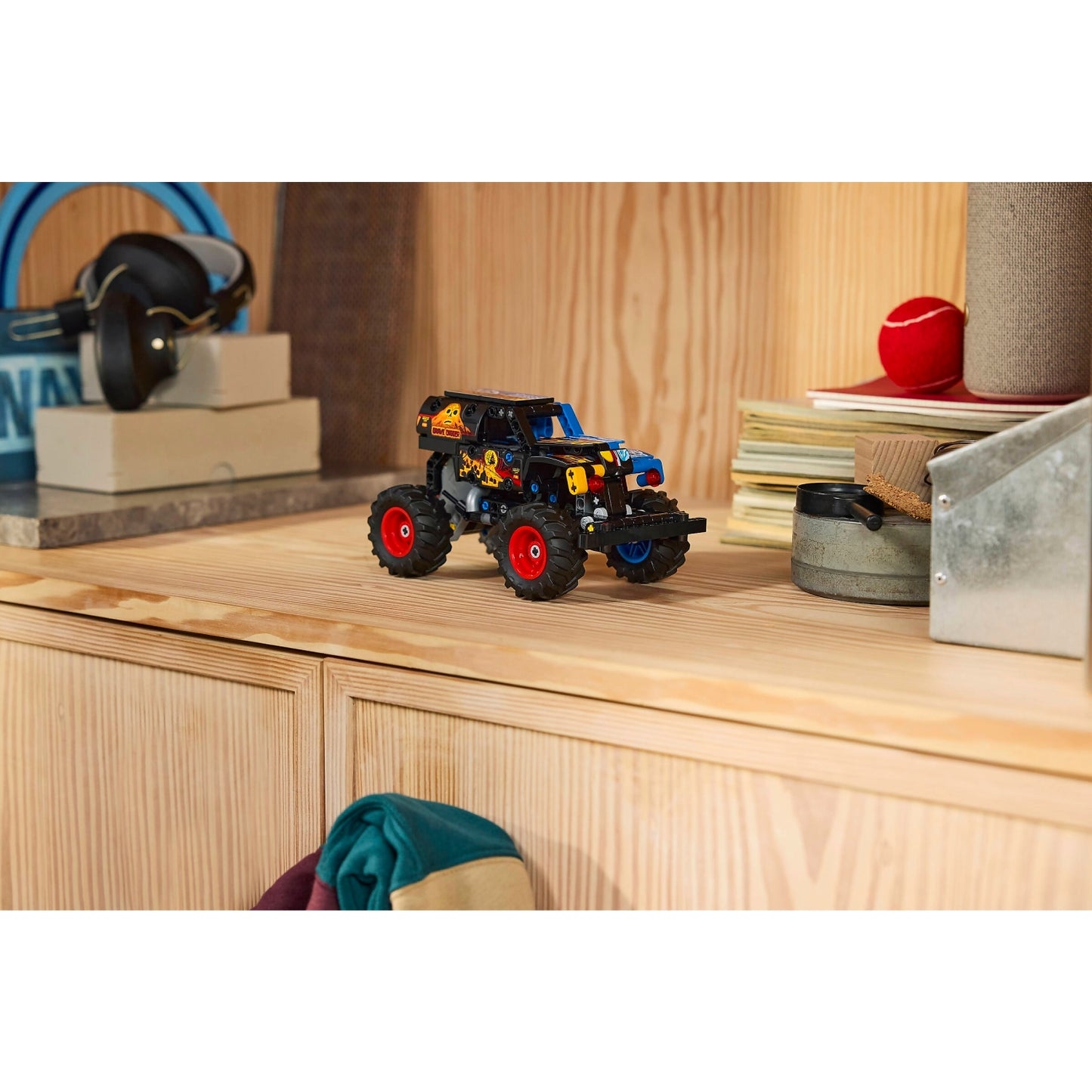 LEGO 42219 Monster Jam™ Grave Digger™ Fire and Ice - Technic