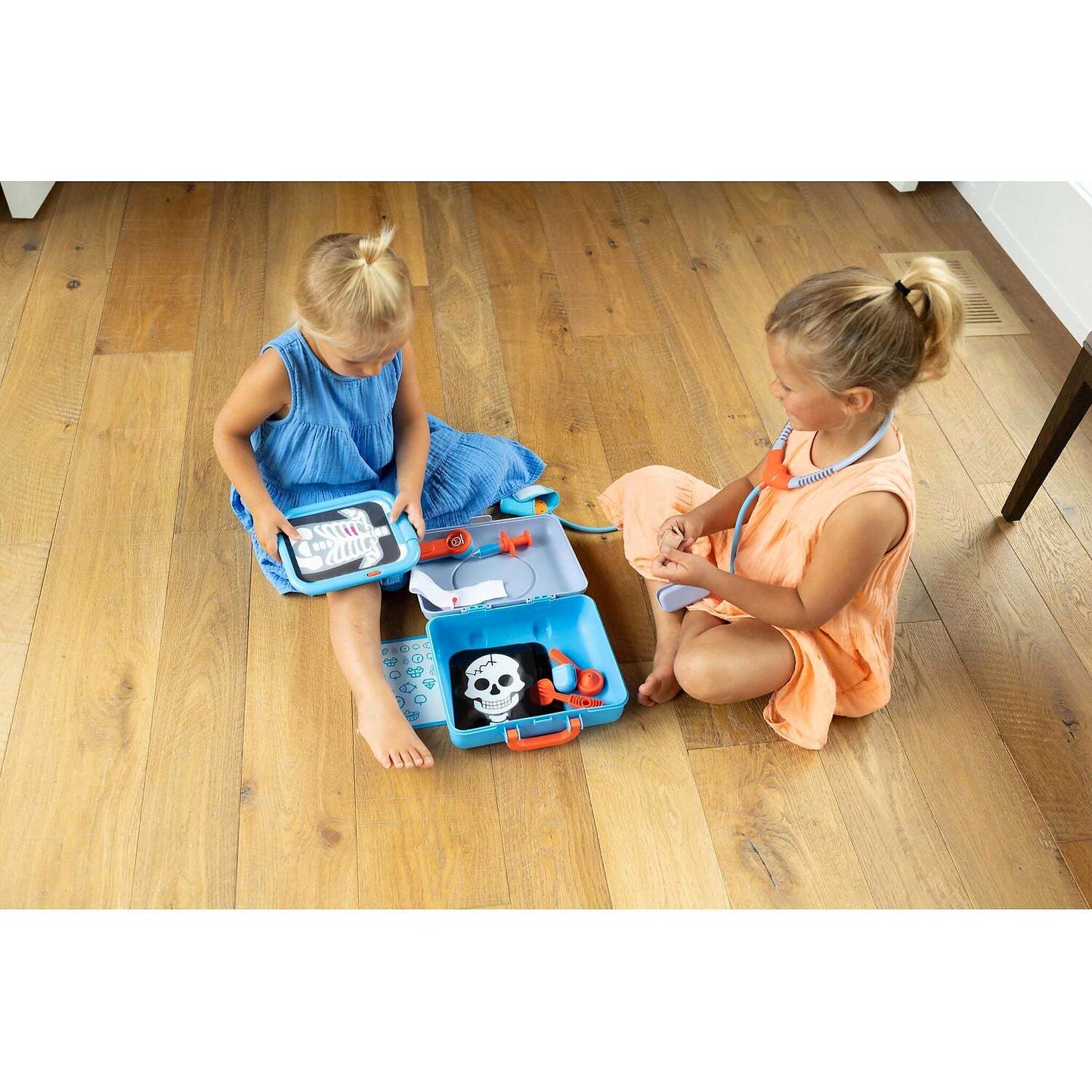 Fat Brain Toys - Pretendables Doctor Set 19pce