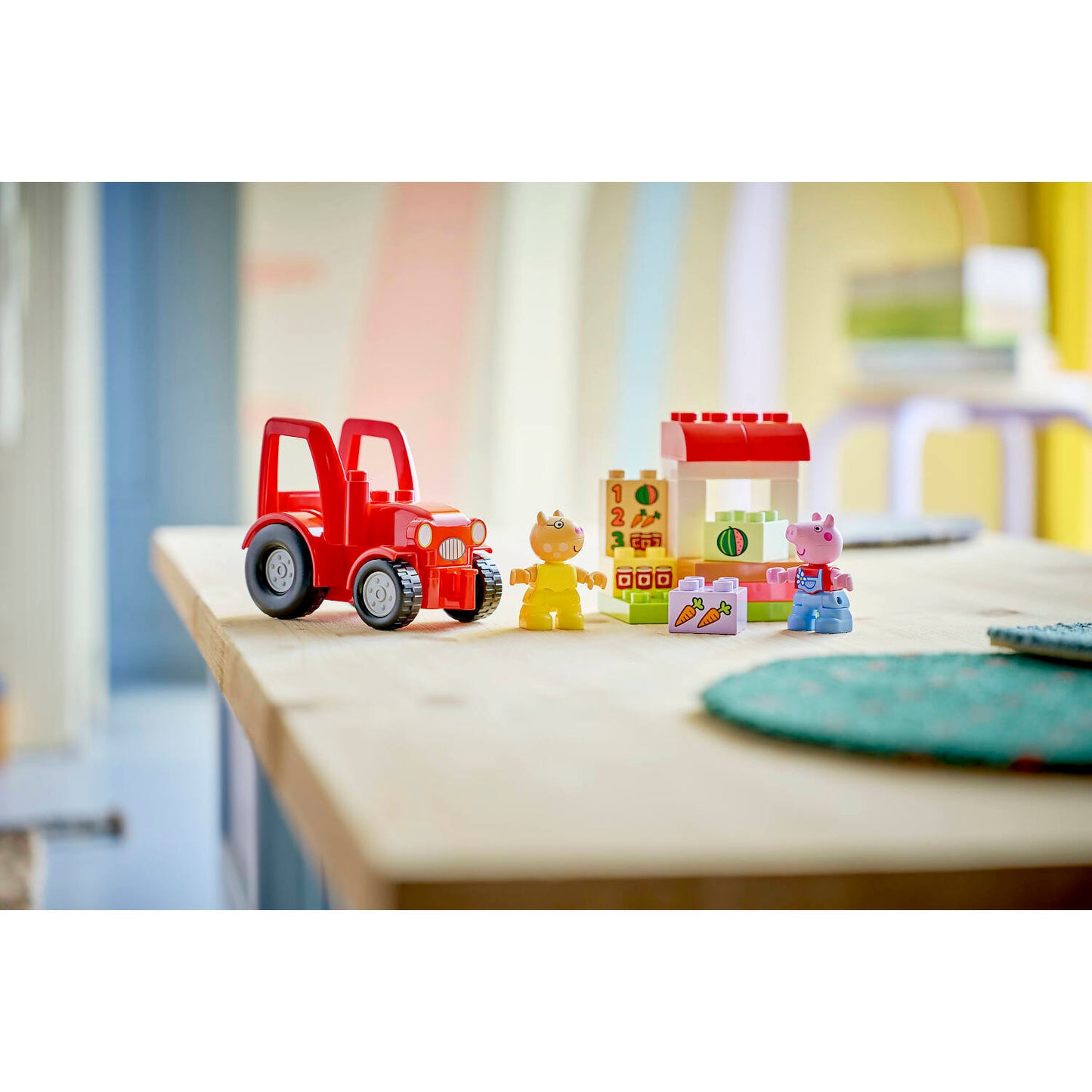 LEGO 10468 Peppa Pig Tractor and Market - Duplo