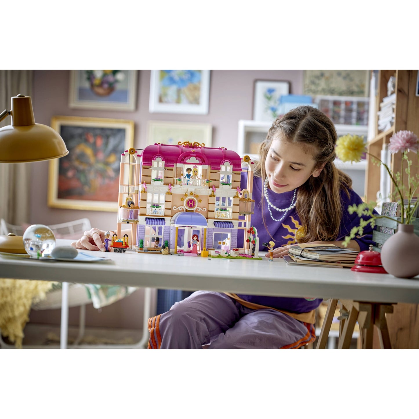 LEGO 42704 Heartlake City Grand Hotel - Friends