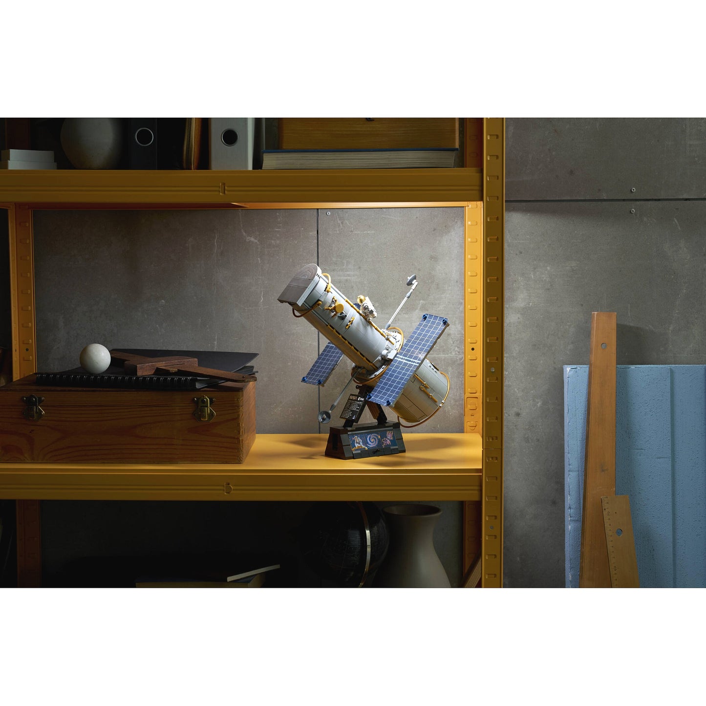 LEGO 11382 Hubble Space Telescope - Icons