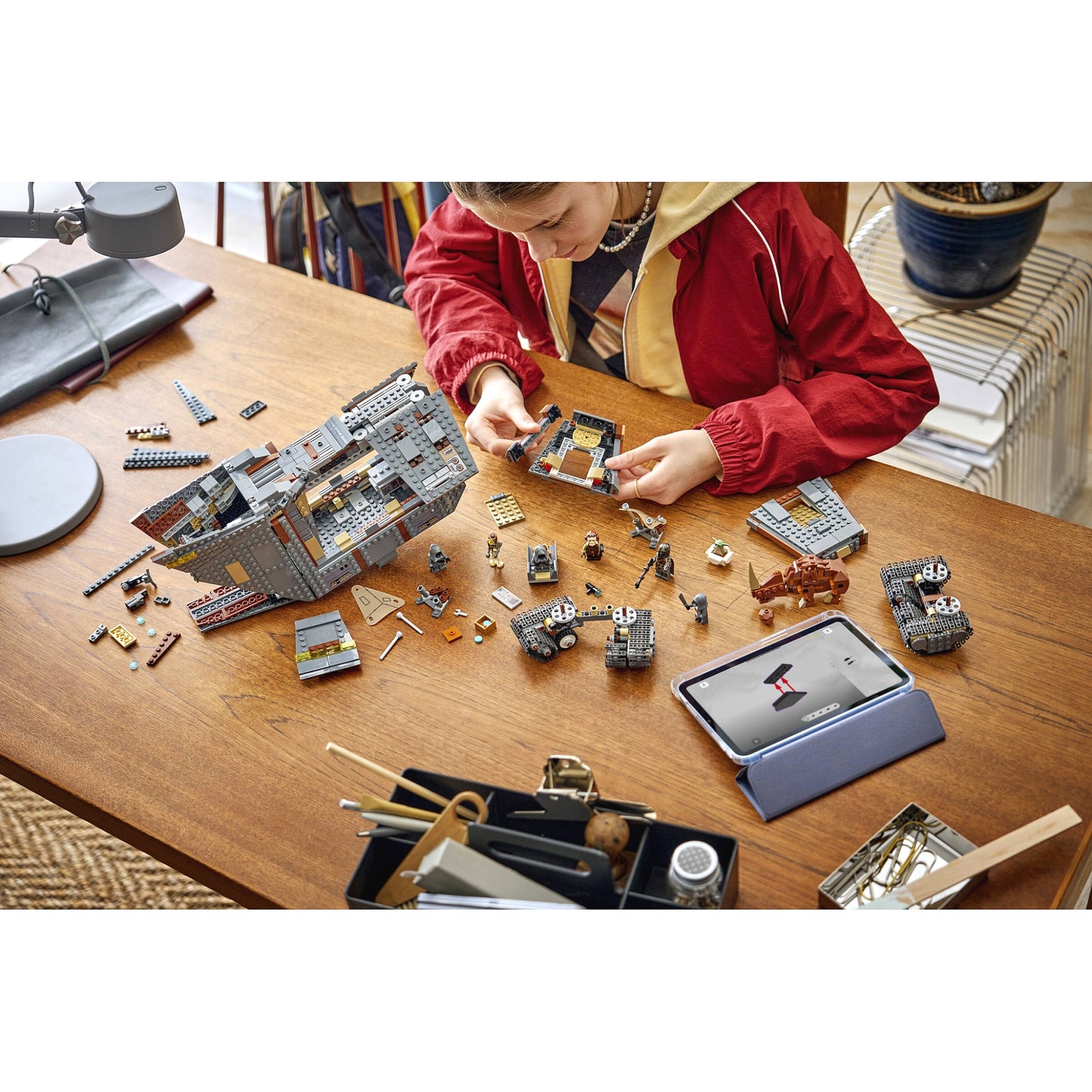 LEGO 75453 Offworld Sandcrawler™ and Mudhorn - Star Wars