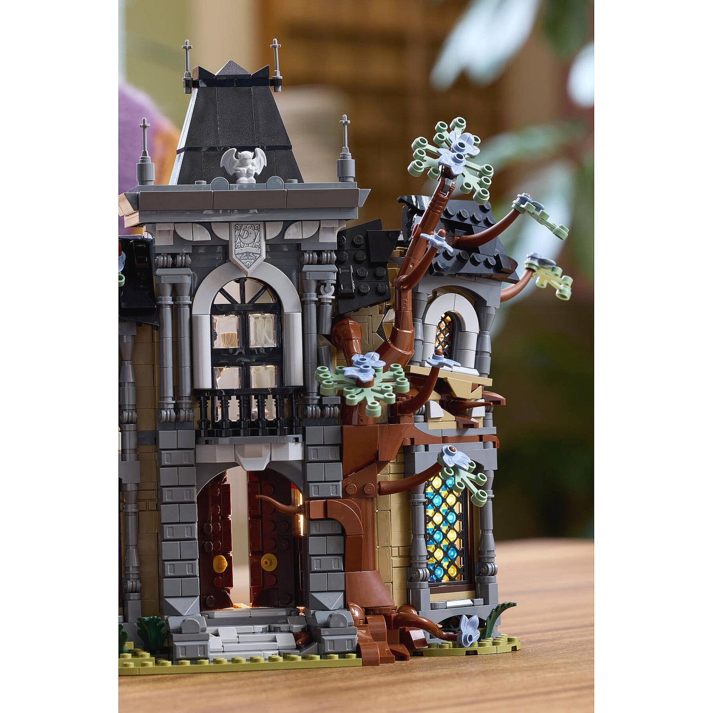 LEGO® 11383 Mayor Manor - Icons