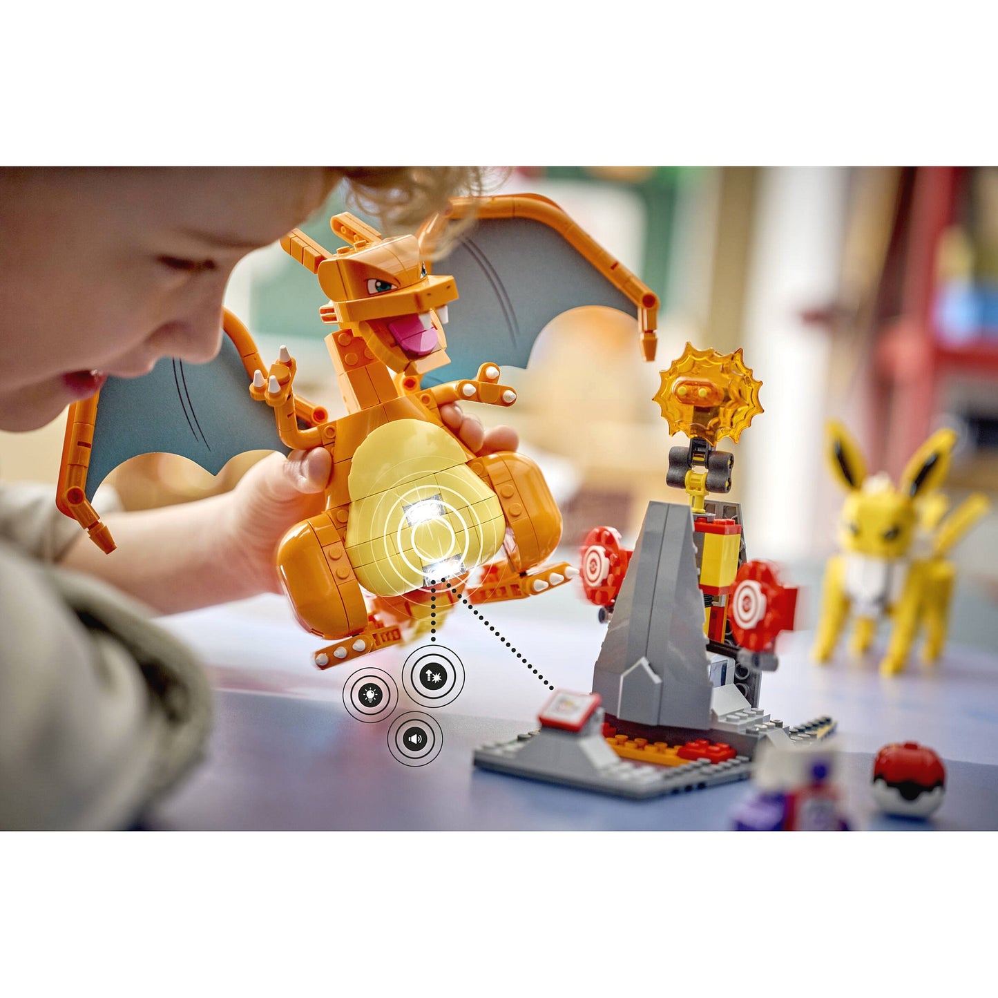 LEGO® 72167 SMART Play™ All-In-One Charizard vs. Jolteon Ultimate Battle - Pokémon™