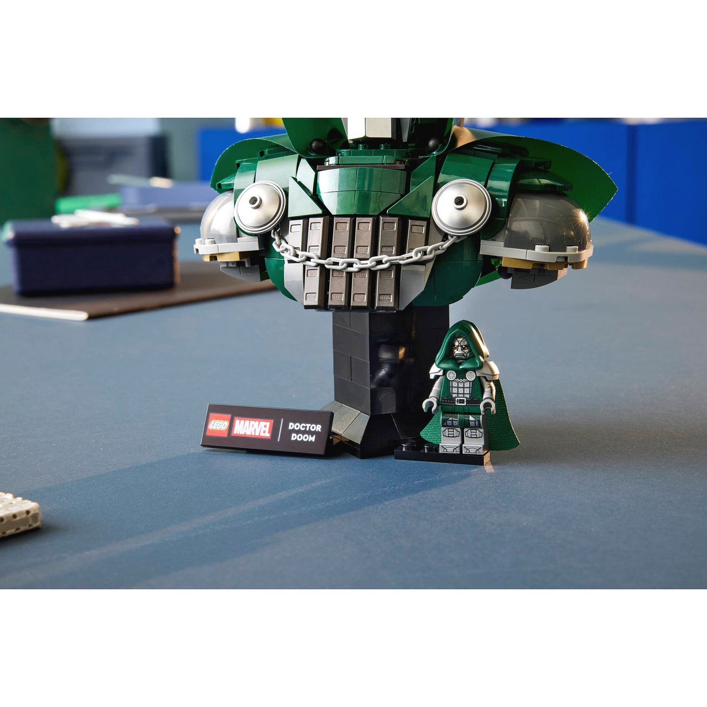 LEGO 76345 Doctor Doom Bust - Marvel Super Heroes