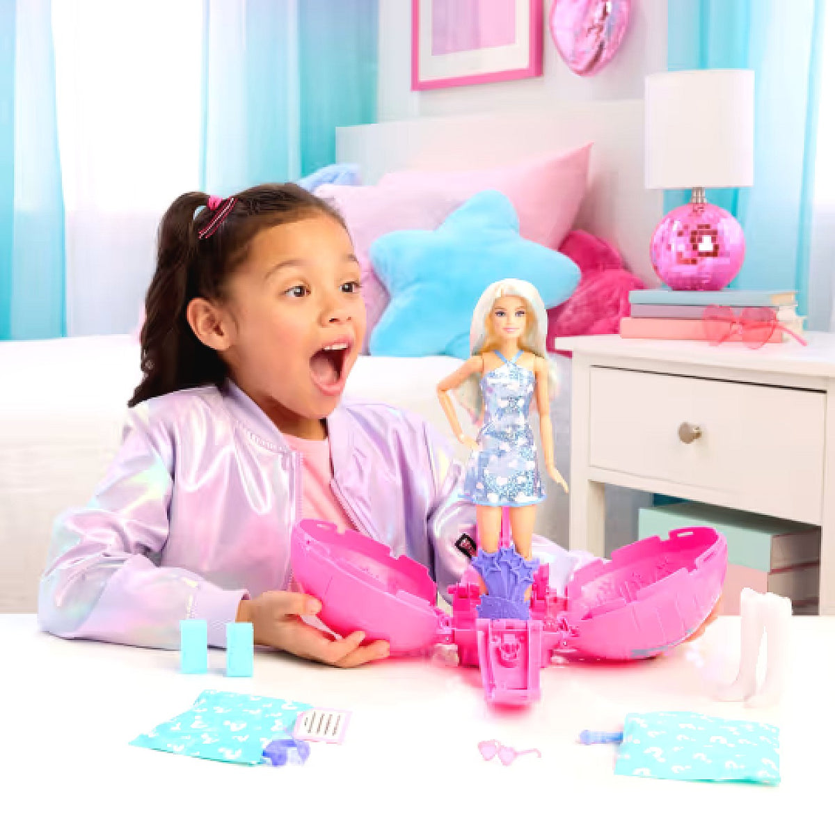 Barbie - Team Barbie Roll & Reveal Pop Star Fashion Doll Playset - Mattel