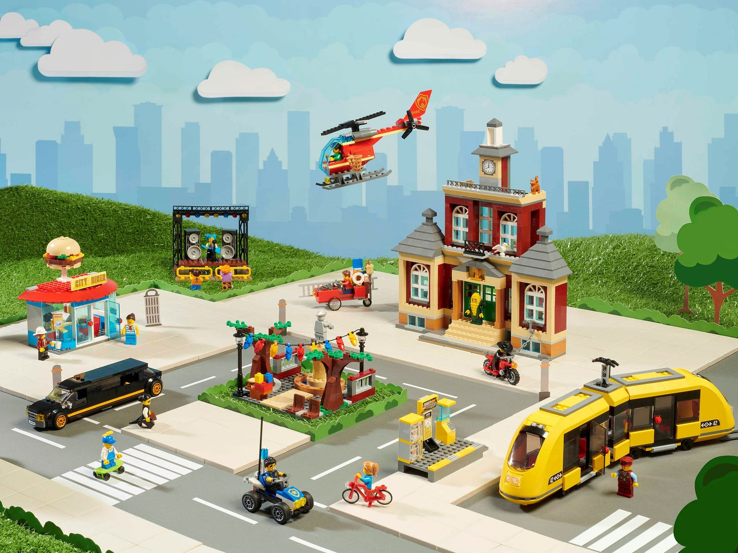 LEGO 60271 Main Square - City