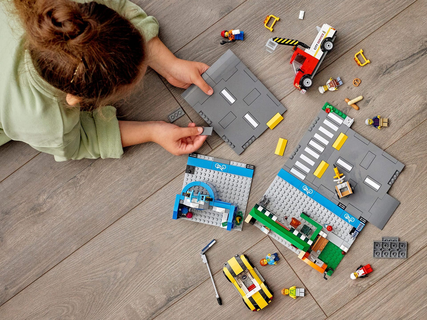 LEGO 60306 Shopping Street - City