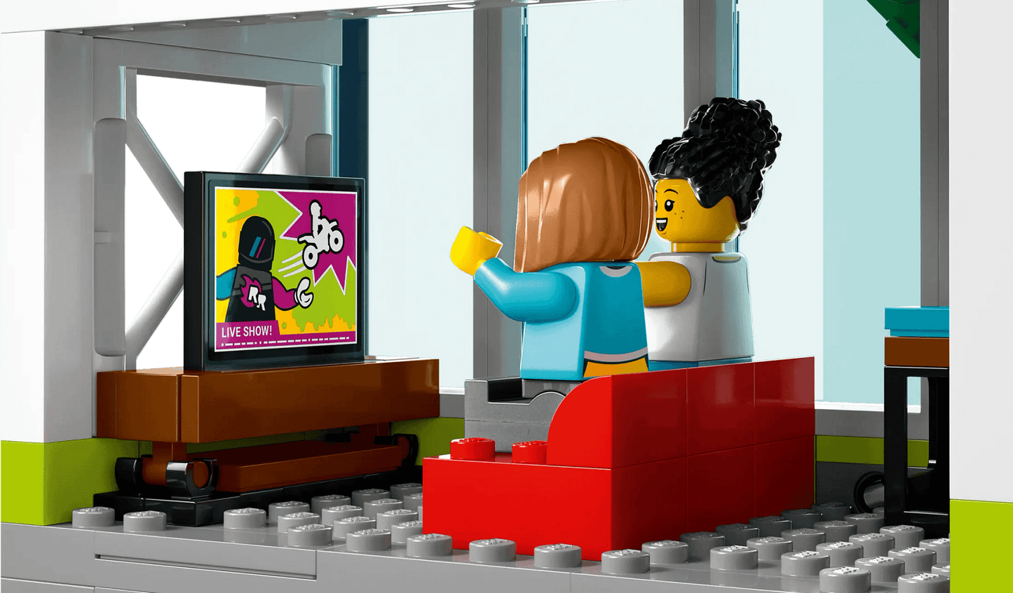 LEGO 60365 Apartment Building - City