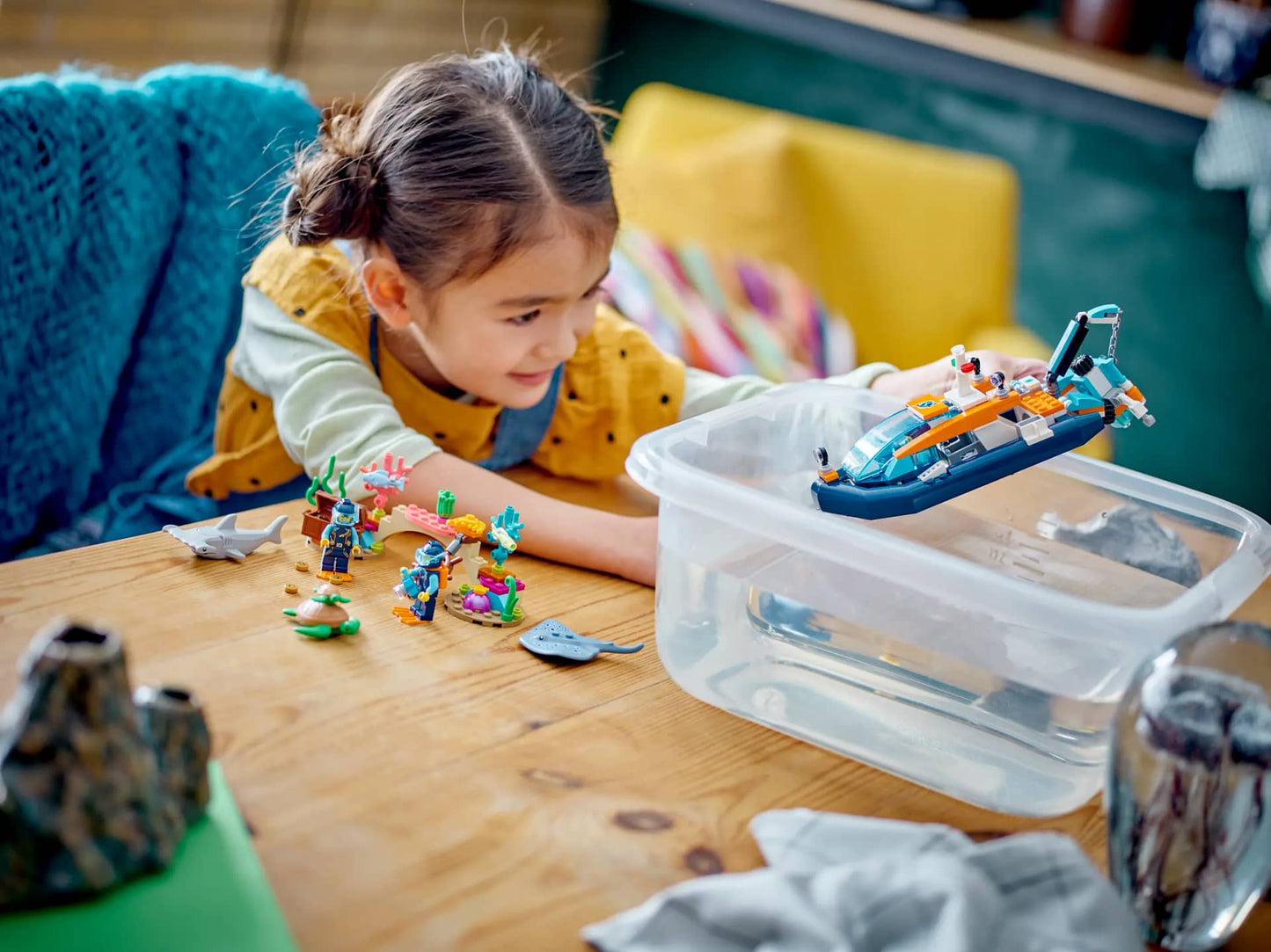 LEGO 60377 Explorer Diving Boat - City