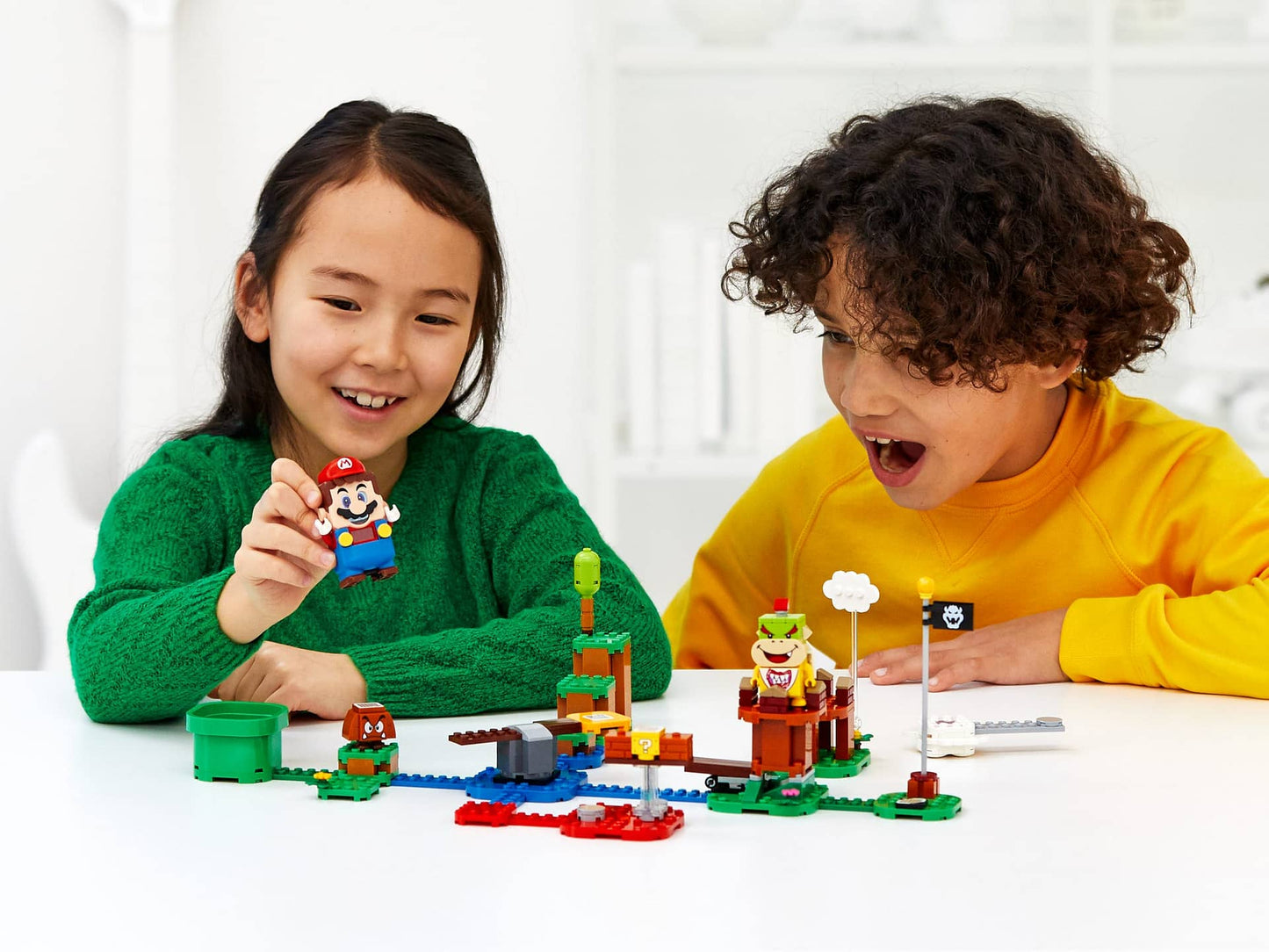 LEGO 71360 Adventures with Mario Starter Course  - Super Mario