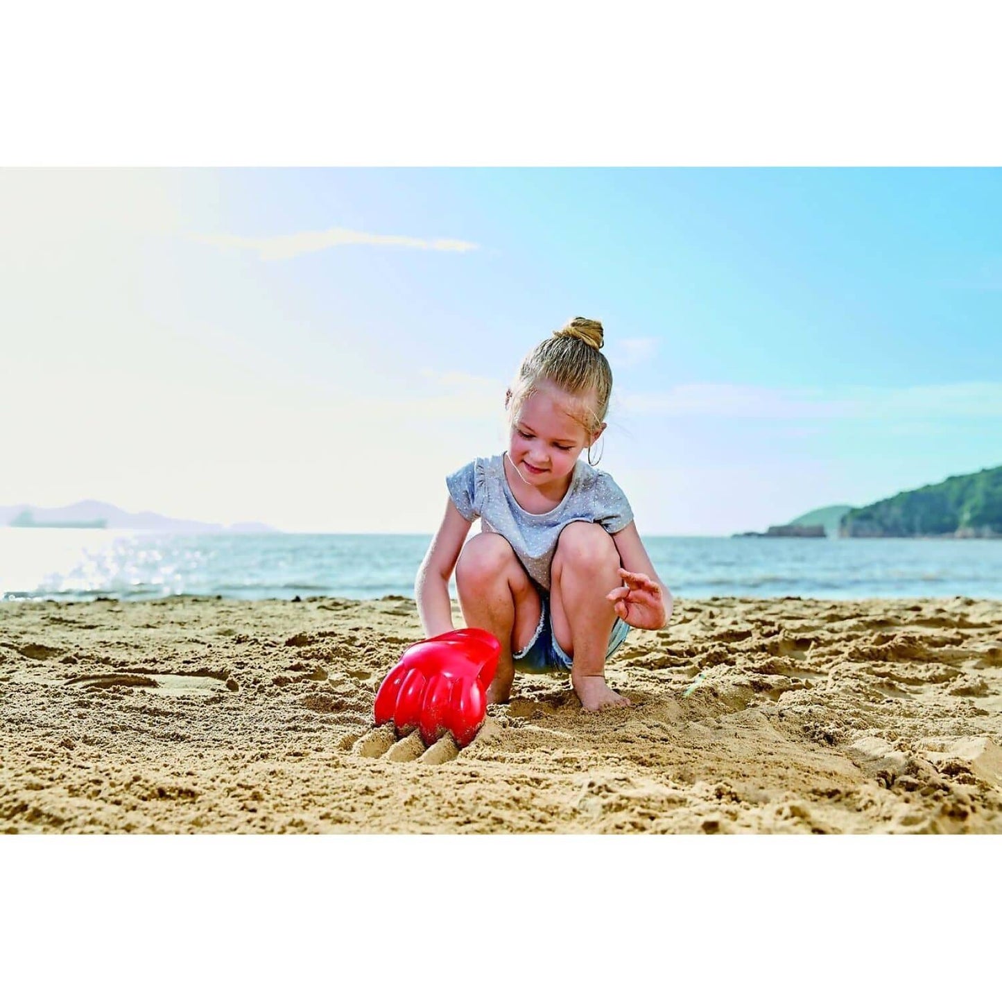 Hape - Power Paw Claw Sand Toy Red