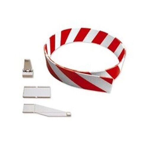 Carrera 1:24 Track Accessories - Red and White Stripe Guard Rail 3mtrs