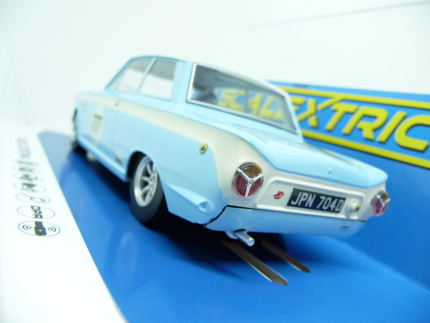 Scalextric C4330 Ford Lotus Cortina Jordan Racing Team Mark Sumpter