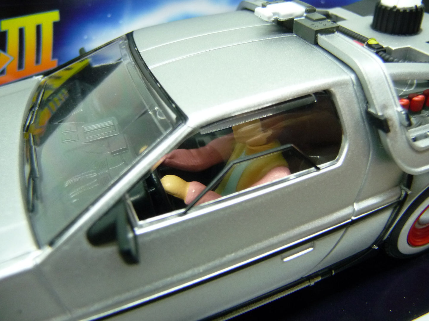 Scalextric C4307 DeLorean Back to the Future 3 slot car also suits Carrera