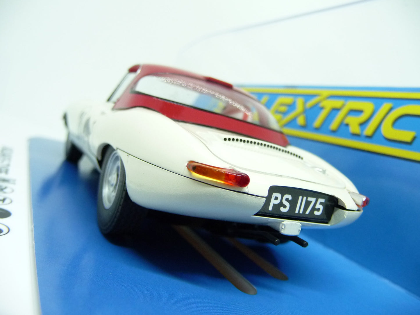 Scalextric C4232 Jaguar E Type Goodwood Revival Adrian Newey slot car also suits Carrera