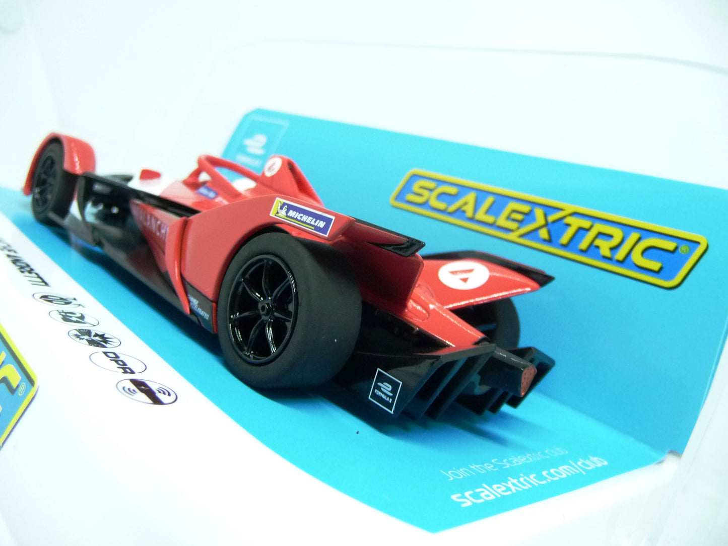 Scalextric C4315 Formula E - Avalanche Andretti - Season 8 - Jake Dennis
