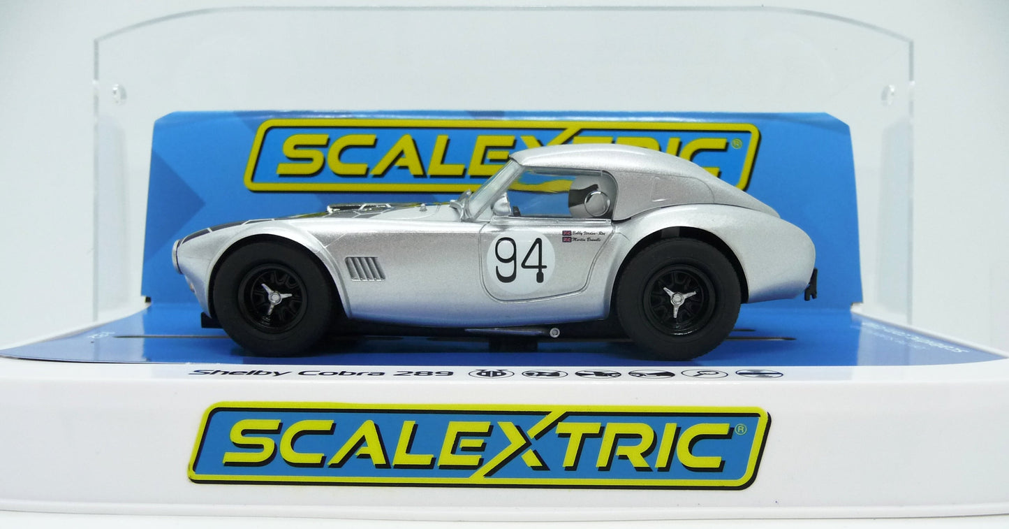 Scalextric C4417 Shelby Cobra 289 - Csx2201- Snake Eyes