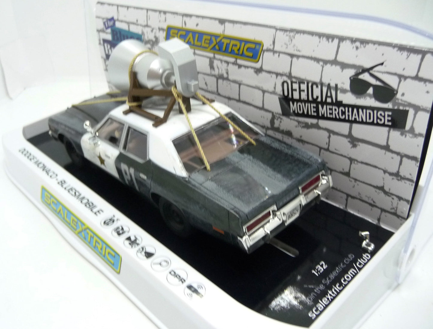 Scalextric C4322 Blues Brothers Dodge Monaco - Bluesmobile